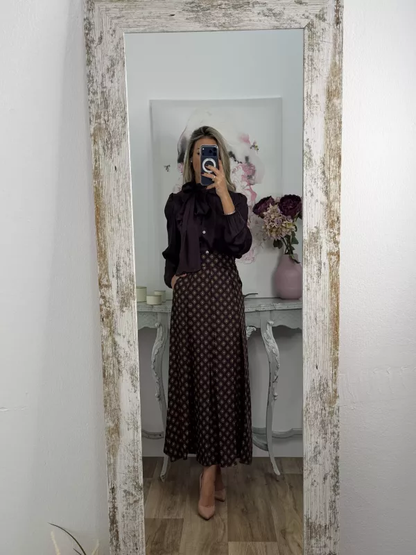 Falda Amameliss burdeos