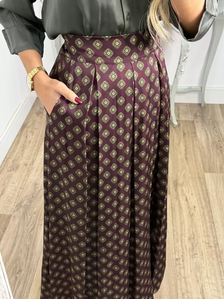 Falda Amameliss burdeos