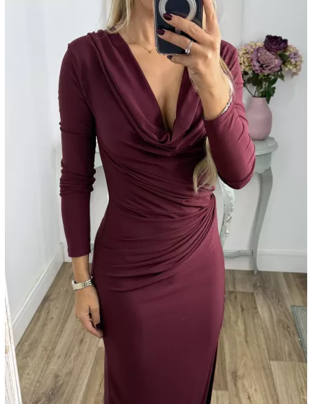 Vestido Margaret cascada burdeo