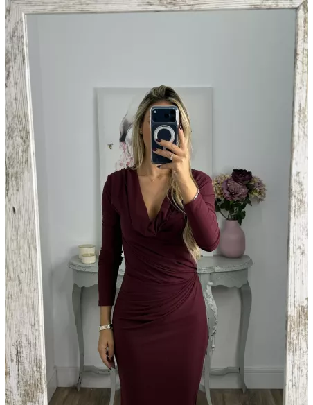 Vestido Margaret cascada burdeo