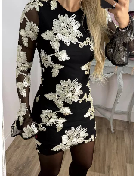 Vestido negro con flores beige relieve