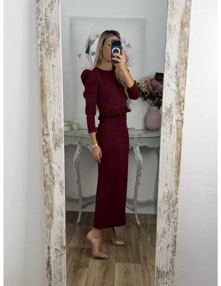 Conjunto Kesar liso burdeos