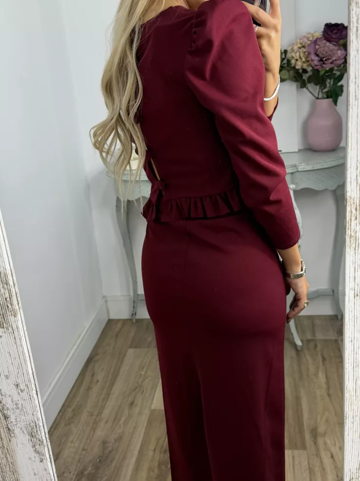 Conjunto Kesar liso burdeos