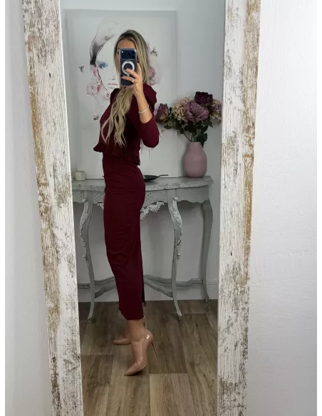 Conjunto Kesar liso burdeos