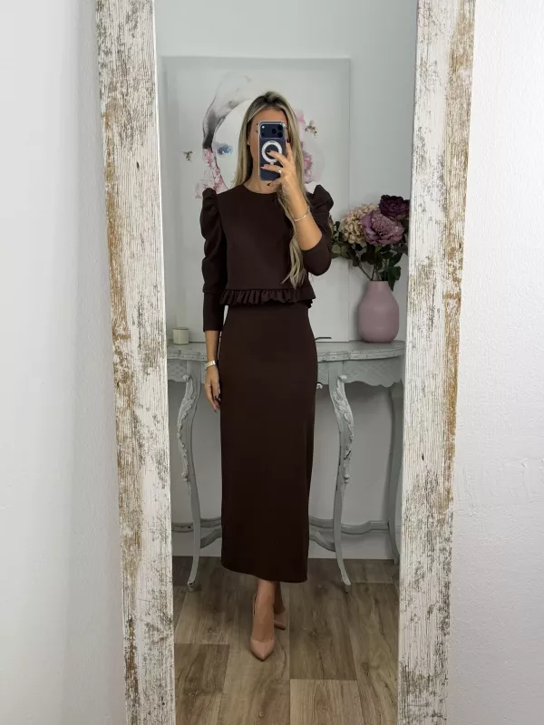 Conjunto Kesar liso chocolate