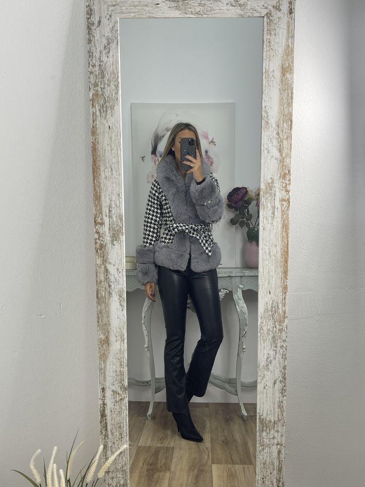 Abrigo pata de gallo negro con pelo gris