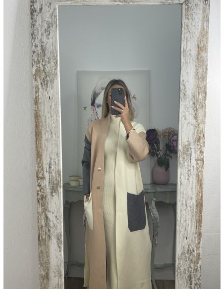 Abrigo punto tricolor beige camel y gris
