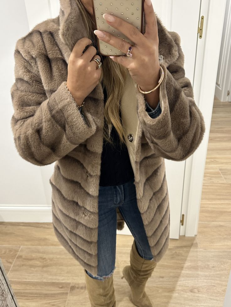 Abrigo Londres color taupe