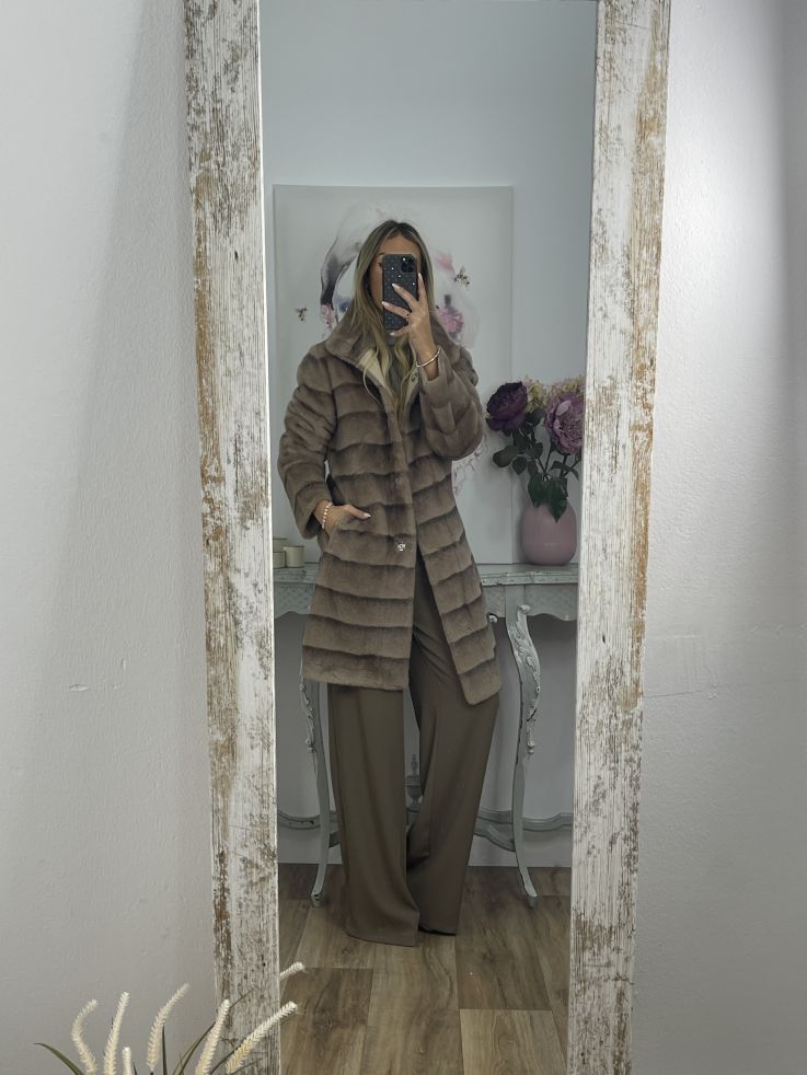 Abrigo Londres color taupe