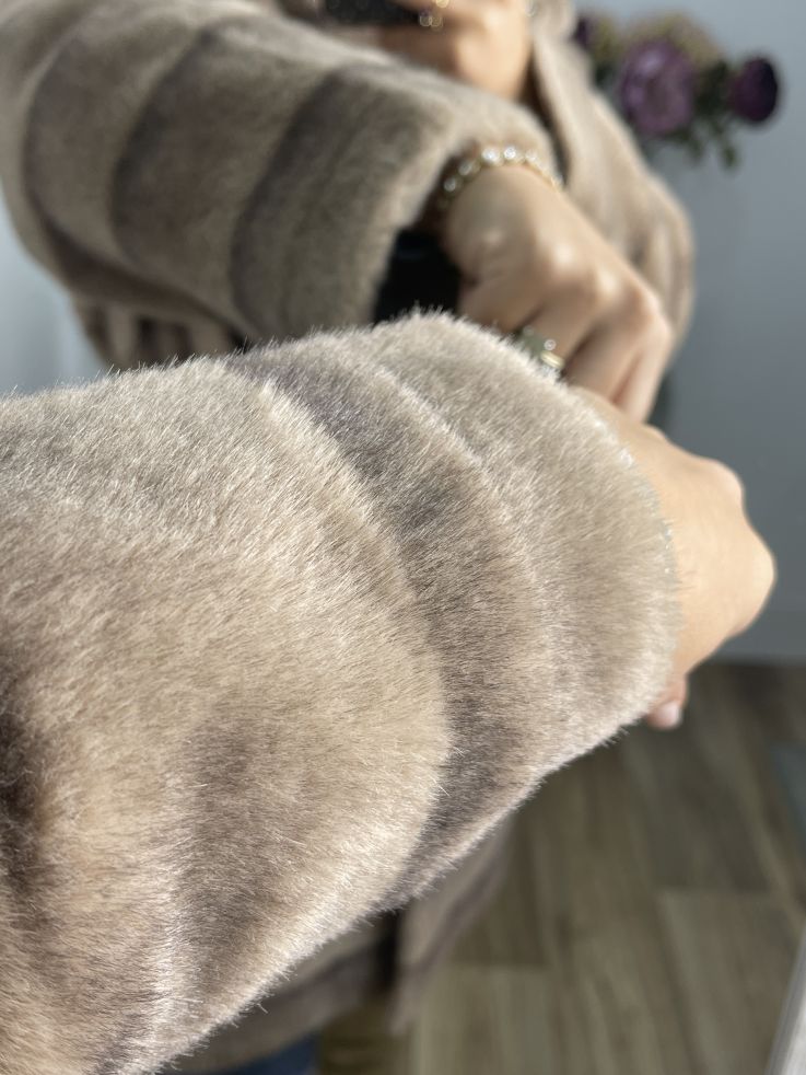 Abrigo Londres color taupe