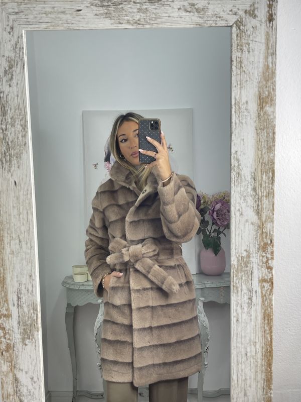 Abrigo Londres color taupe