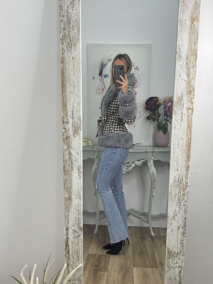 Abrigo pata de gallo marrón con pelo gris