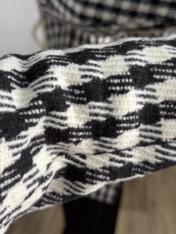 Chaqueta pata de gallo negra y blanca