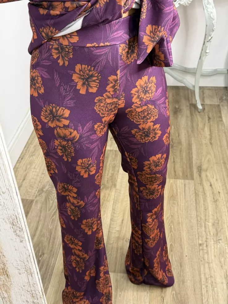 Conjunto Laras estampado morado