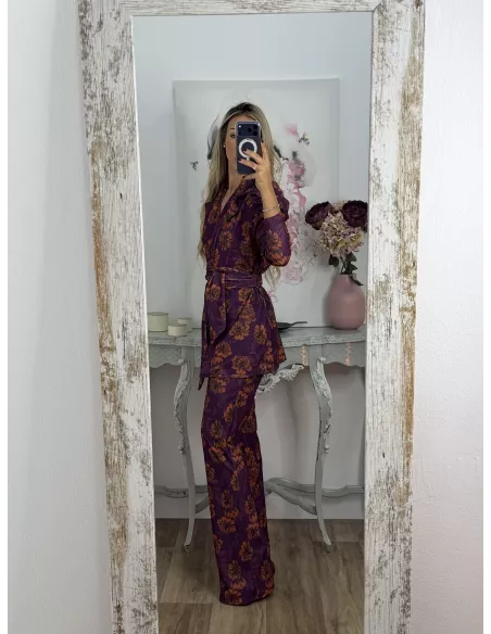 Conjunto Laras estampado morado