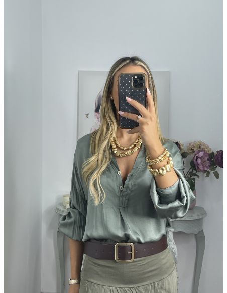 Camisa satinada cuello mao verde