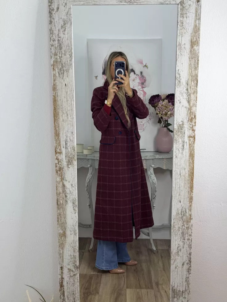 Abrigo Raisa cuadros burdeos