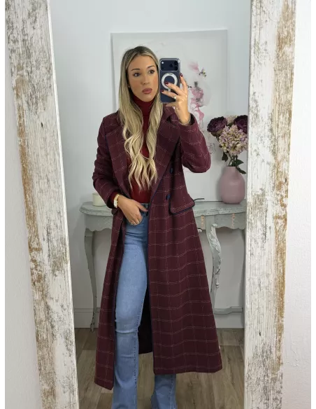 Abrigo Raisa cuadros burdeos