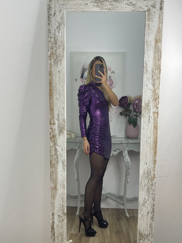 Vestido morado lentejuelas asimétrico
