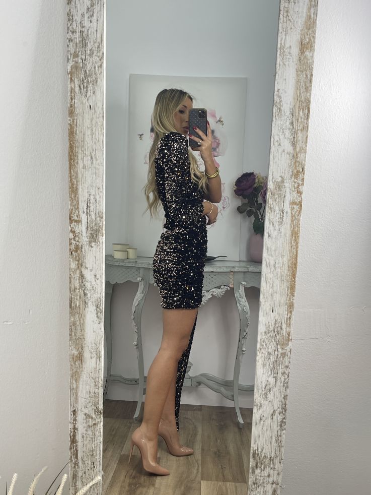 Vestido negro asimétrico lentejuelas