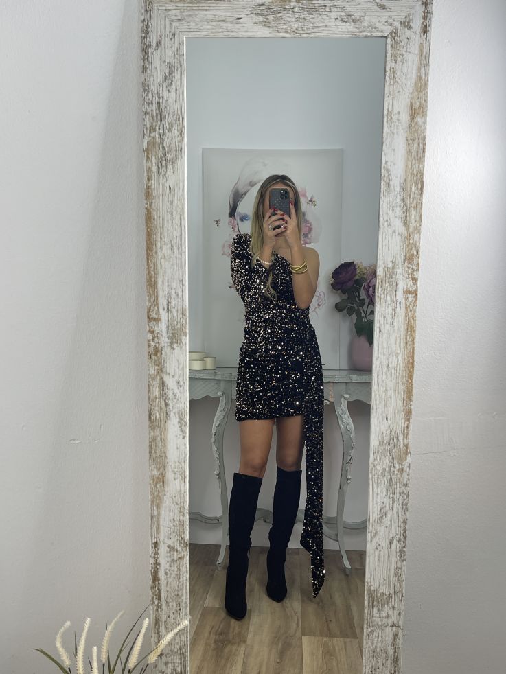 Vestido negro asimétrico lentejuelas