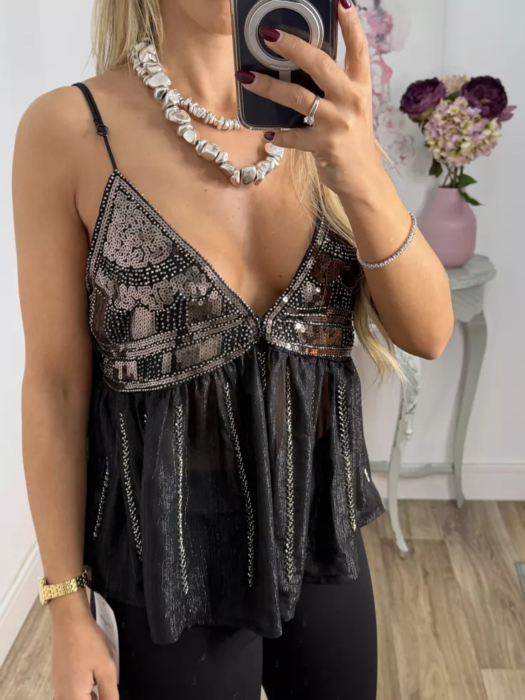 Top lentejuelas y brillos negro