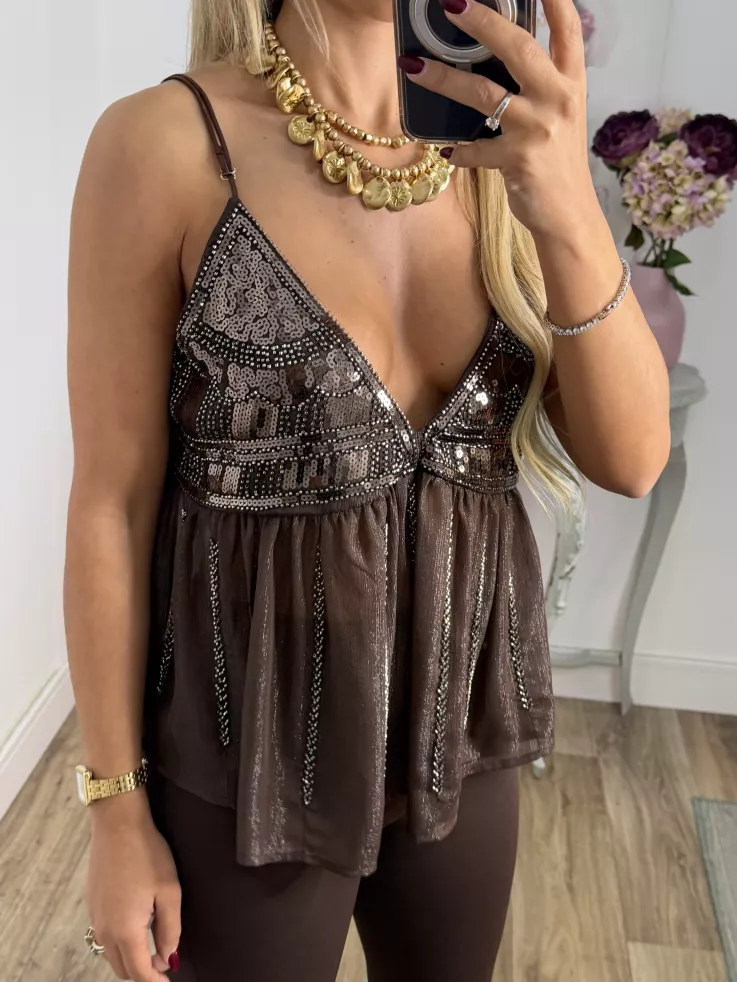 Top lentejuelas y brillos marrón