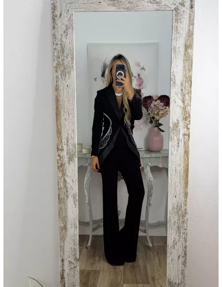 Traje de chaqueta negro con brillos