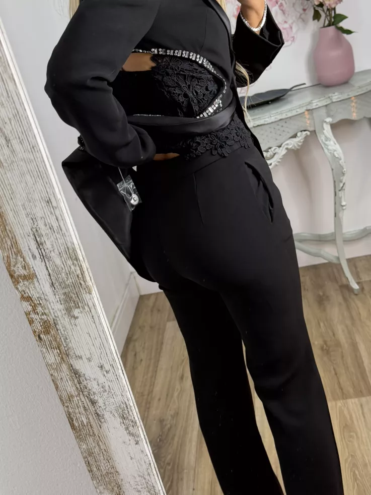 Traje de chaqueta negro con brillos