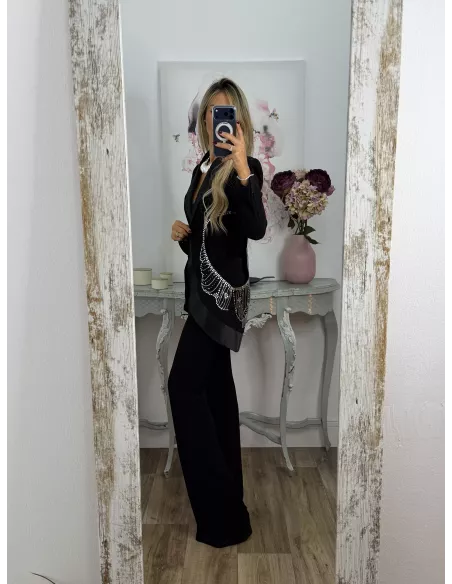 Traje de chaqueta negro con brillos