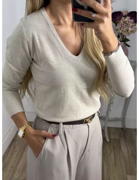 Jersey básico cuello de pico beige