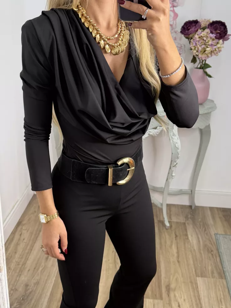 Body escote cascada negro