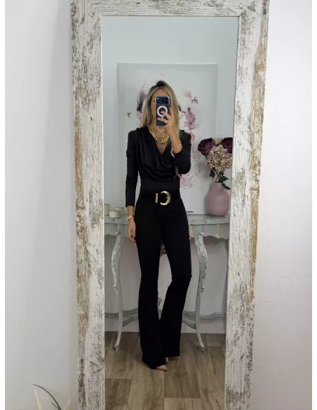 Body escote cascada negro