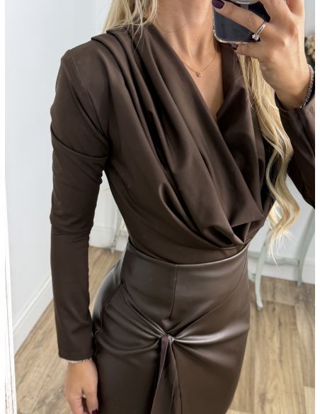 Body escote cascada chocolate