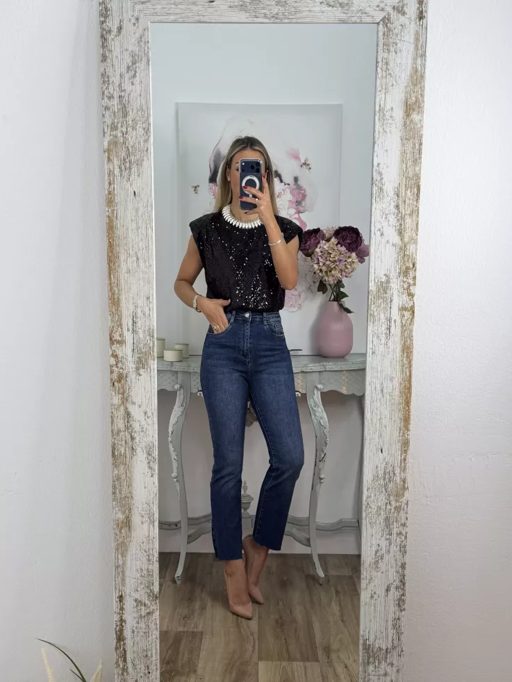 Camiseta Hombreras trendy lentejuelas negra