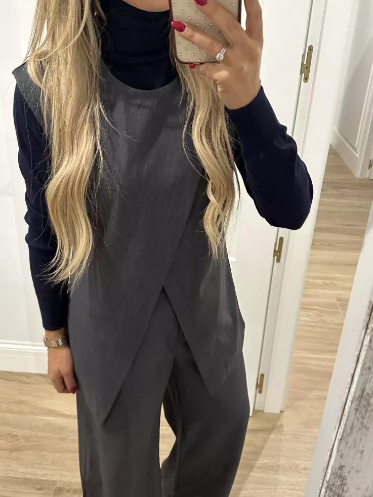 Conjunto Berenice gris