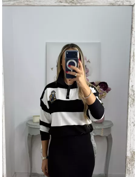 Jersey tipo polo rayas negro y blanca