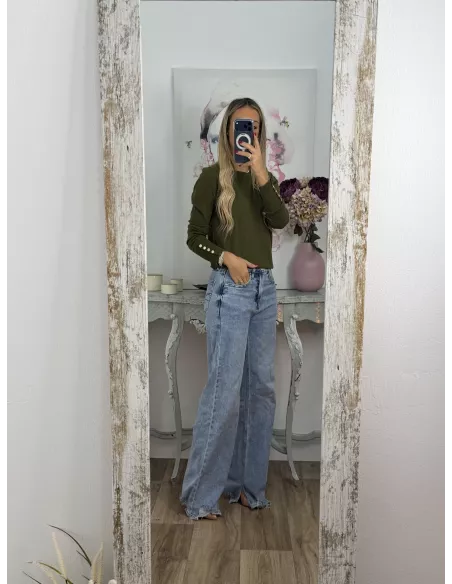 Jersey verde kaki basic con botones en el puño