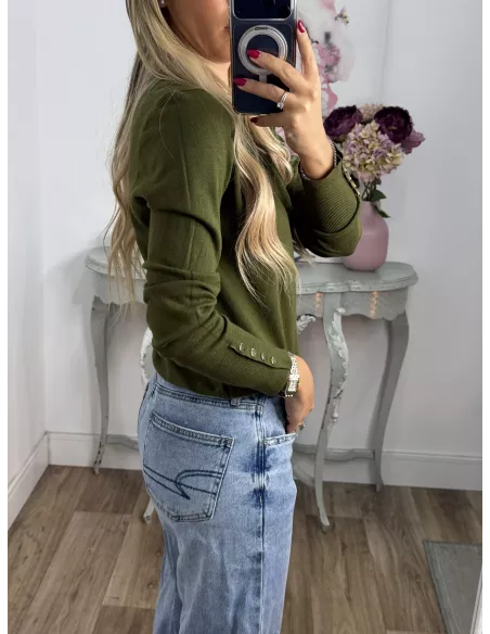 Jersey verde kaki basic con botones en el puño