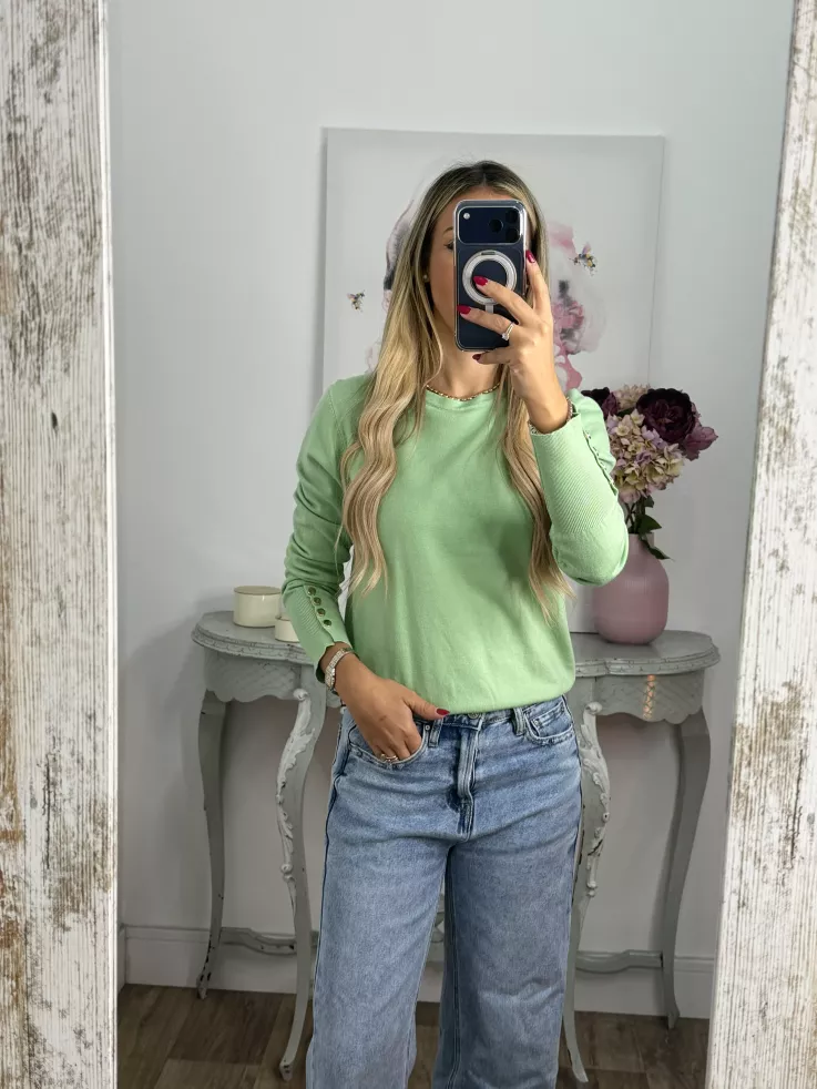 Jersey verde claro basic con botones en el puño
