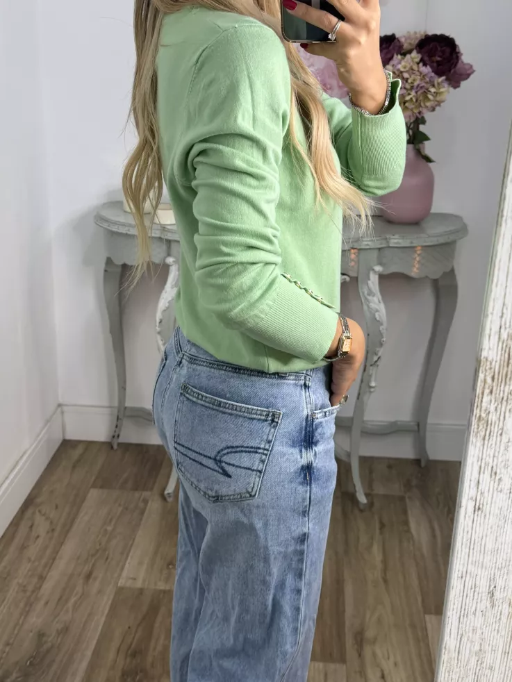 Jersey verde claro basic con botones en el puño