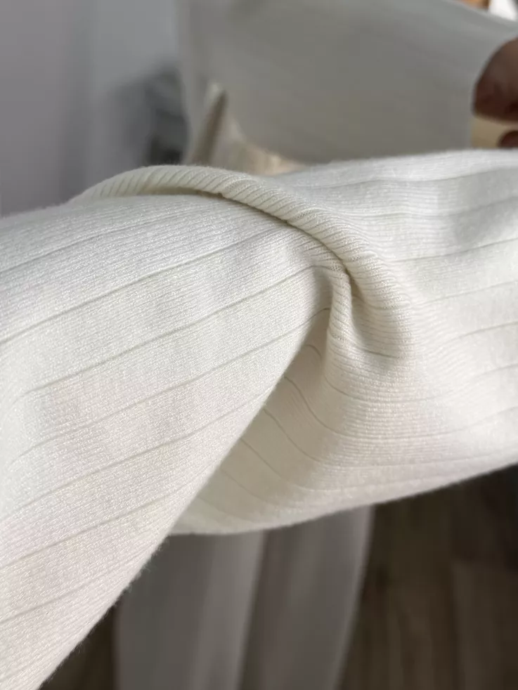 Conjunto Flor crochet hueso