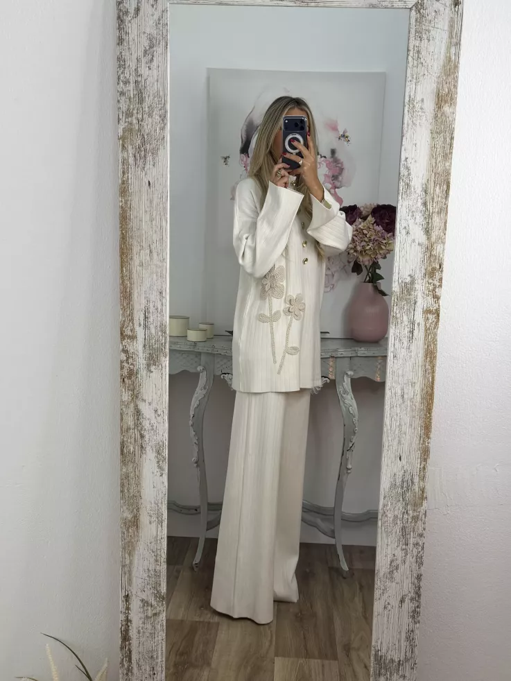 Conjunto Flor crochet hueso