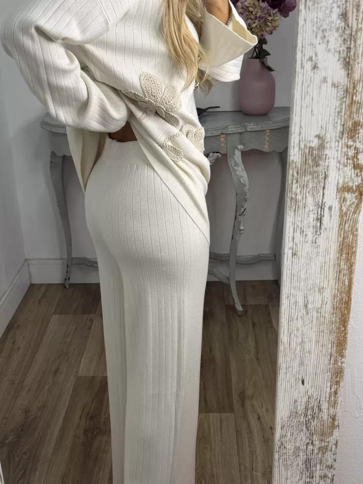 Conjunto Flor crochet hueso