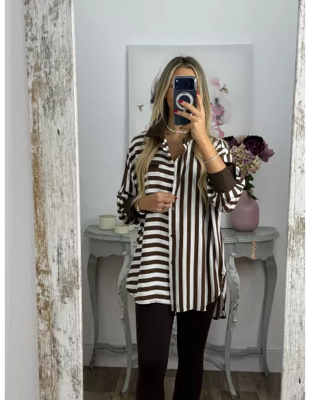 Camisa de rayas distintas chocolate