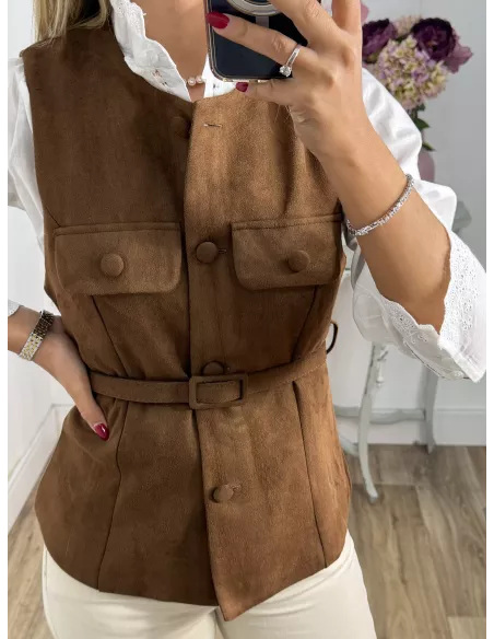 Chaleco de antelina choco