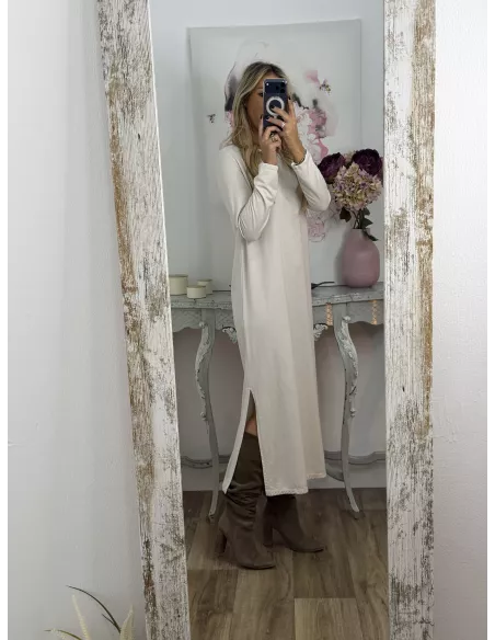 Vestido Adelaida cuello pico beige