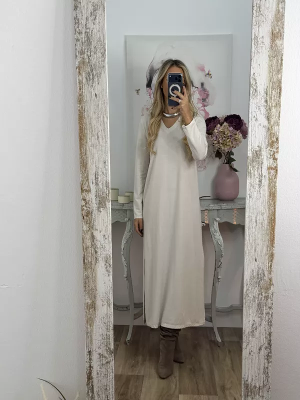 Vestido Adelaida cuello pico beige