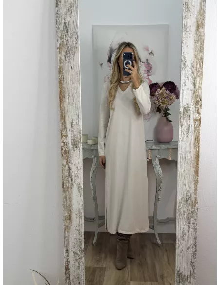 Vestido Adelaida cuello pico beige