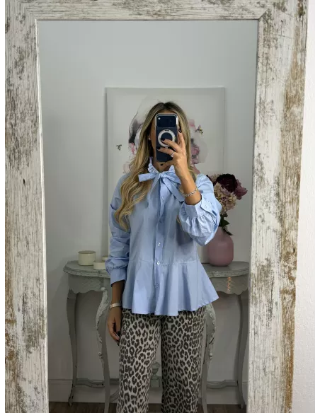 Camisa Amber peplum celeste